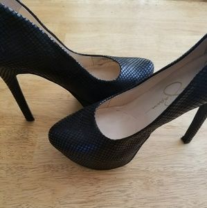 Jessica Simpson Black platform heels size 7.5
